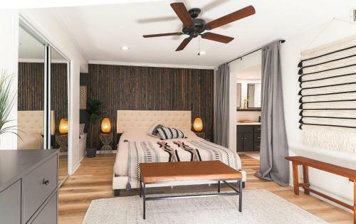 Stylish Waterfront Townhouse With Boat Slip, Pet Friendly