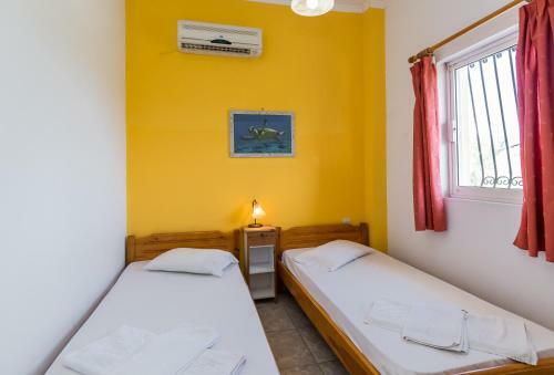 Julias Apartments