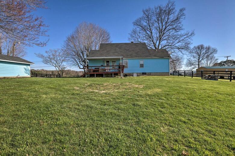 Charming East Bernstadt Home On 5 5-acre Farm