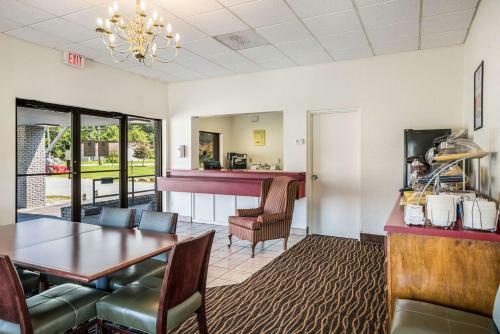 Suburban Extended Stay Hotel
