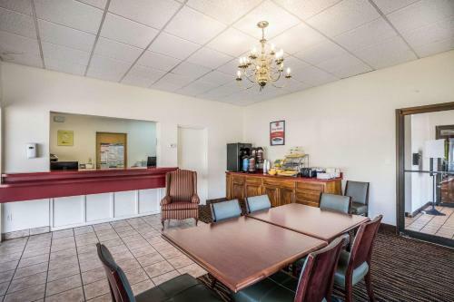 Suburban Extended Stay Hotel