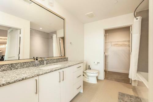 Apartamento Two Luxurious Condos On The Same Floor By Cozysuites