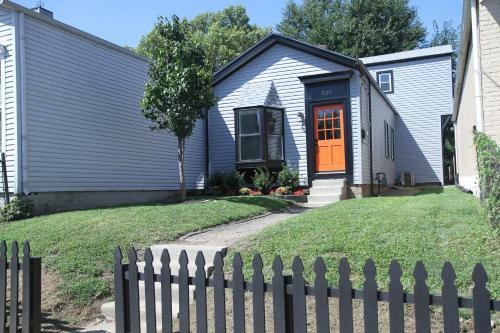 The Orange Door-sleeps 10