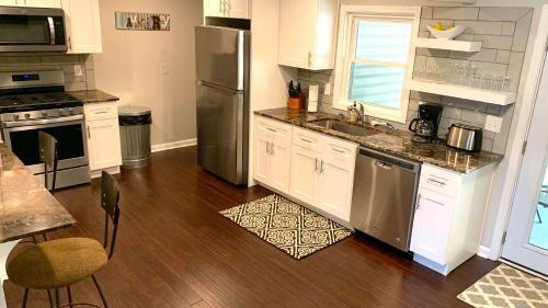 The Orange Door-sleeps 10