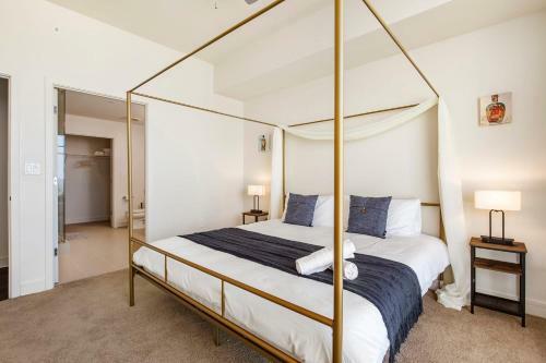 Apartamento Elegant 2br Condo With Sky Pool By Cozysuites