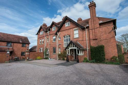 The Old Vicarage Hotel & Restaurant
