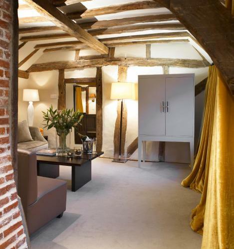 Hostal Lavenham Great House Hotel & Restaurant
