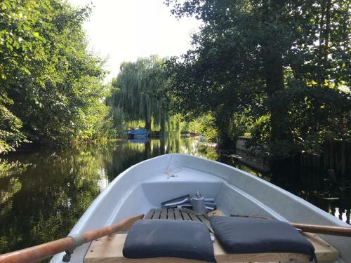 Bootshaus Mecklenburg In G�strow Am Inselsee