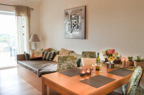 Apartamento Moderne Ferienwohnung N�he Bad Griesbach, Haarbach