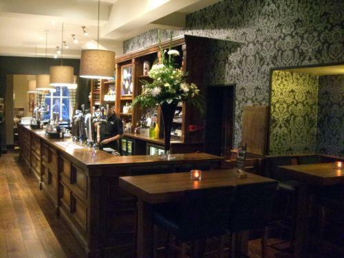 Hostal The Hunting Lodge
