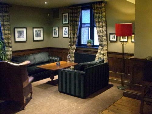 Hostal The Hunting Lodge