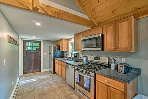 2-acre Lakefront Greenville Home With Cottage And Dock