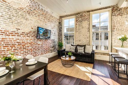 Apartamento Le Bon Temps - Luxury New Orleans Apts