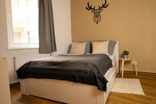 Full House Studios - Deer Apartment - Netflix + Wifi Inkl.