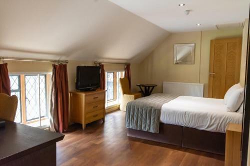 Legacy Great Hallingbury Manor Hotel