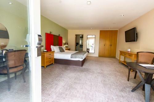 Legacy Great Hallingbury Manor Hotel
