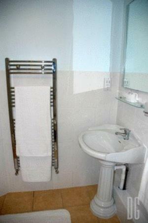 Bed & Breakfast White Gates Hotel