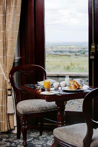 The Pennine Manor Hotel