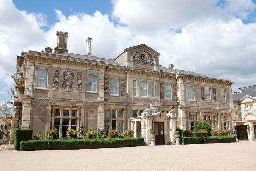 Down Hall Country House Hotel
