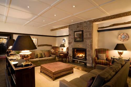Posada Ye Olde Bulls Head Inn & Townhouse