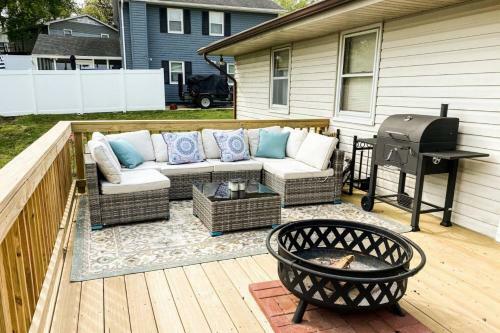 Farmhouse Deck