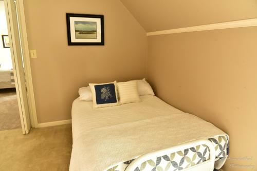 The Yellow Rose Of Talbot Bed And Breakfast