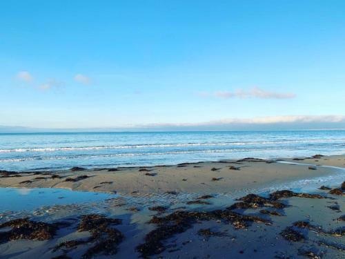 Amazing 3-bed Cottage In Llanfair With Ocean Views