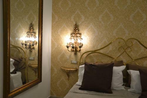 Hostal Domus Sanfelice Suite