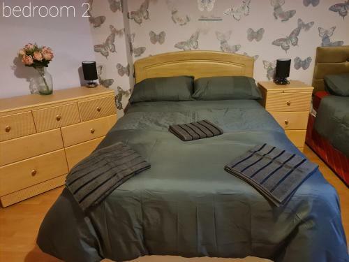 Stunning Sea View Immaculate 4-bed Family House