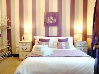Hostal Redcliffe House Guest Accommodation