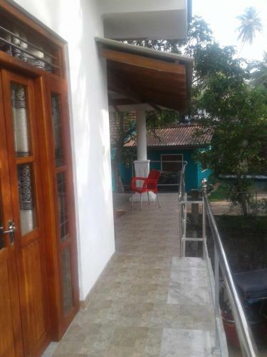 Hostal Rivi Sanda Villa & Apartment Hikkaduwa