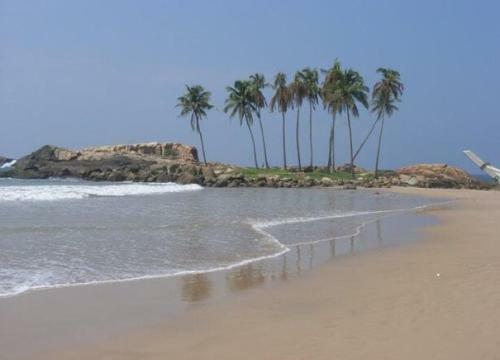 Hostal Beauty Beach Villa