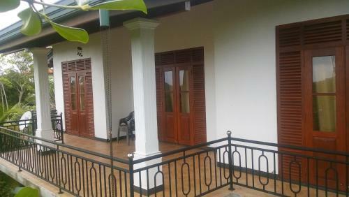Hostal River Face Villa