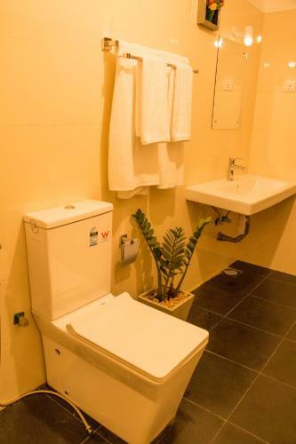 Hotel White Camelot