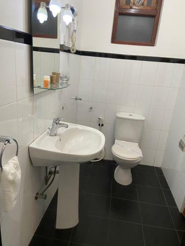 Hostal Kandy Garden Villa