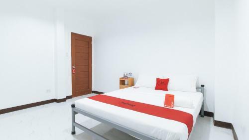 Hotel Warren's Beach Resort San Remigio