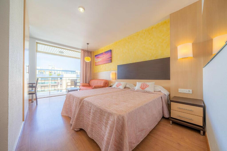 Blaumar Hotel