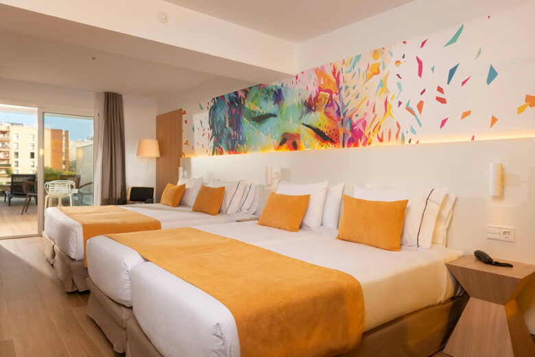Hotel Azure