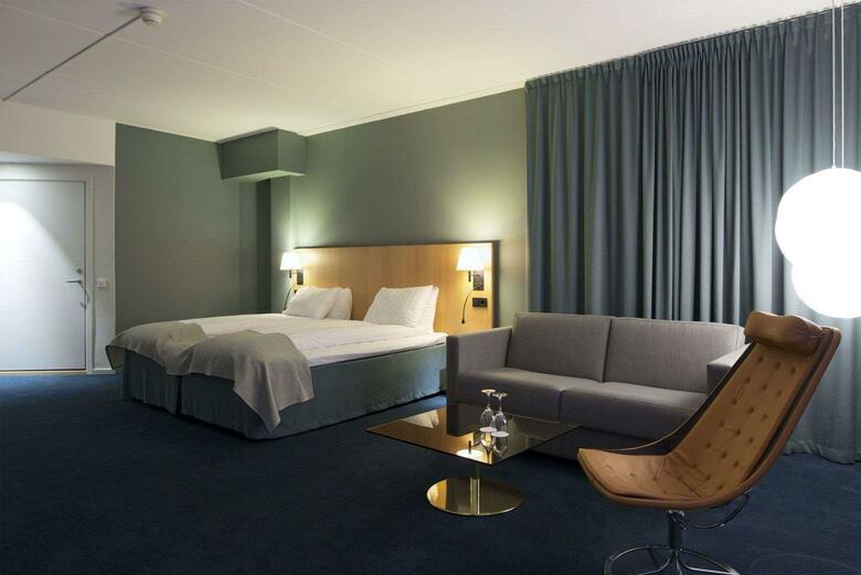 Hotel Quality Globe