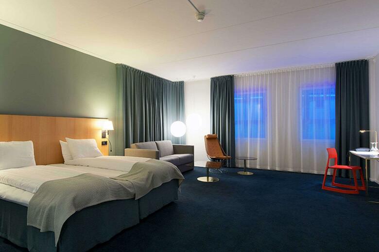 Hotel Quality Globe