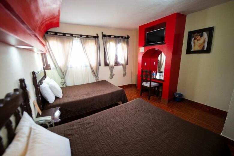 Hotel D Monica