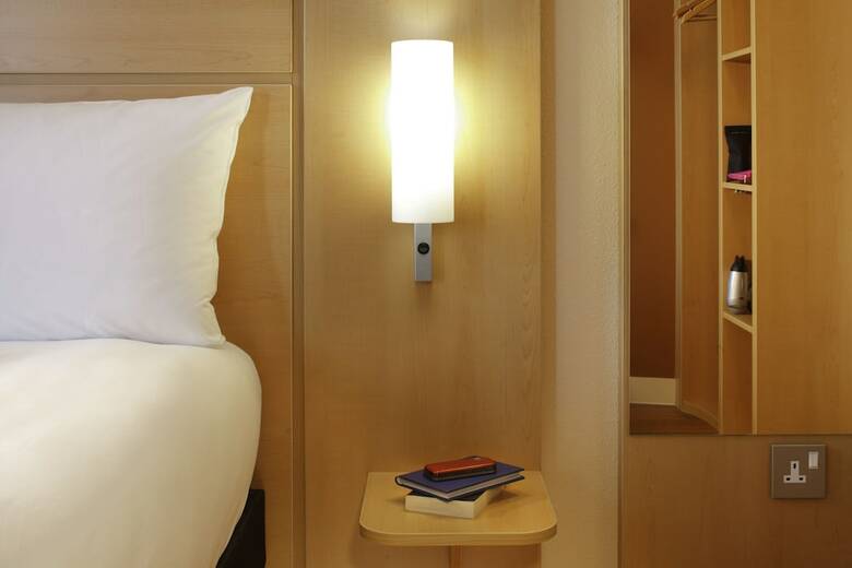 Hotel Ibis London Luton Airport
