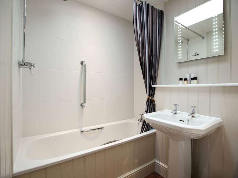 Botany Bay Hotel