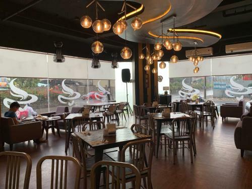 Apartamento Luxanos Condo Place