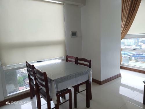 Hostal Ultima Residences Unit 1701