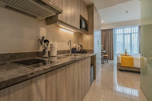 Bayfront Hotel Cebu Capitol Site - Multiple Use Hotel
