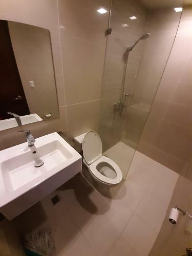 Apartamento One Bedroom Unit, One Manchester Place, Mactan