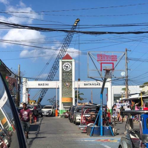 Anilao Port Transient House