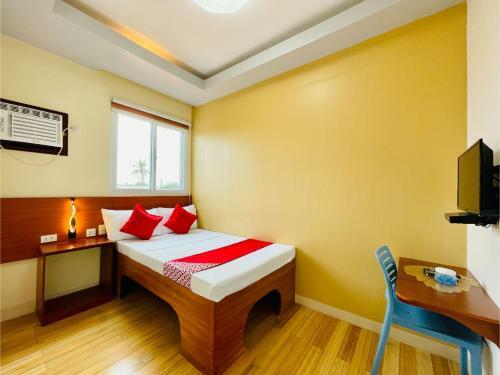Hotel Vaccinated Staff - Oyo 685 K Fortune Apartelle