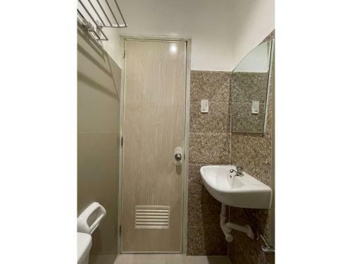 Hotel Vaccinated Staff - Oyo 685 K Fortune Apartelle